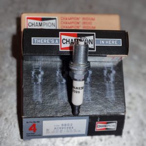 شمع پایه کوتاه ایریدیوم چمپیون 9802 سوزنی